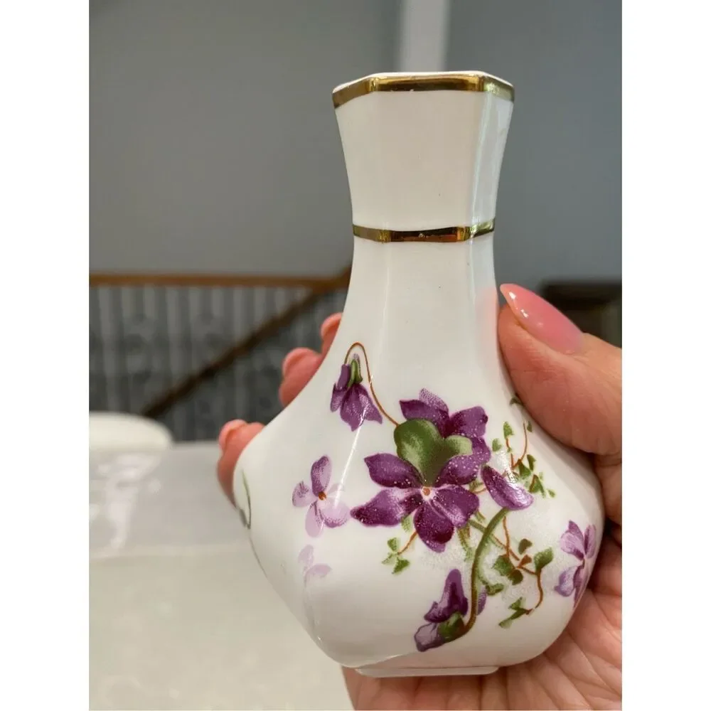 Hammersley Victorian Violets bone china sugar shaker